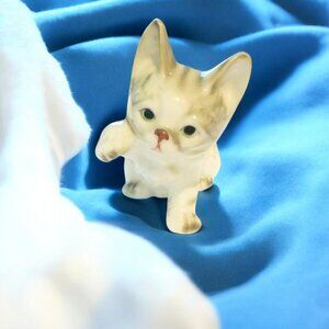 House of Global Art Porcelain Cat Figurine